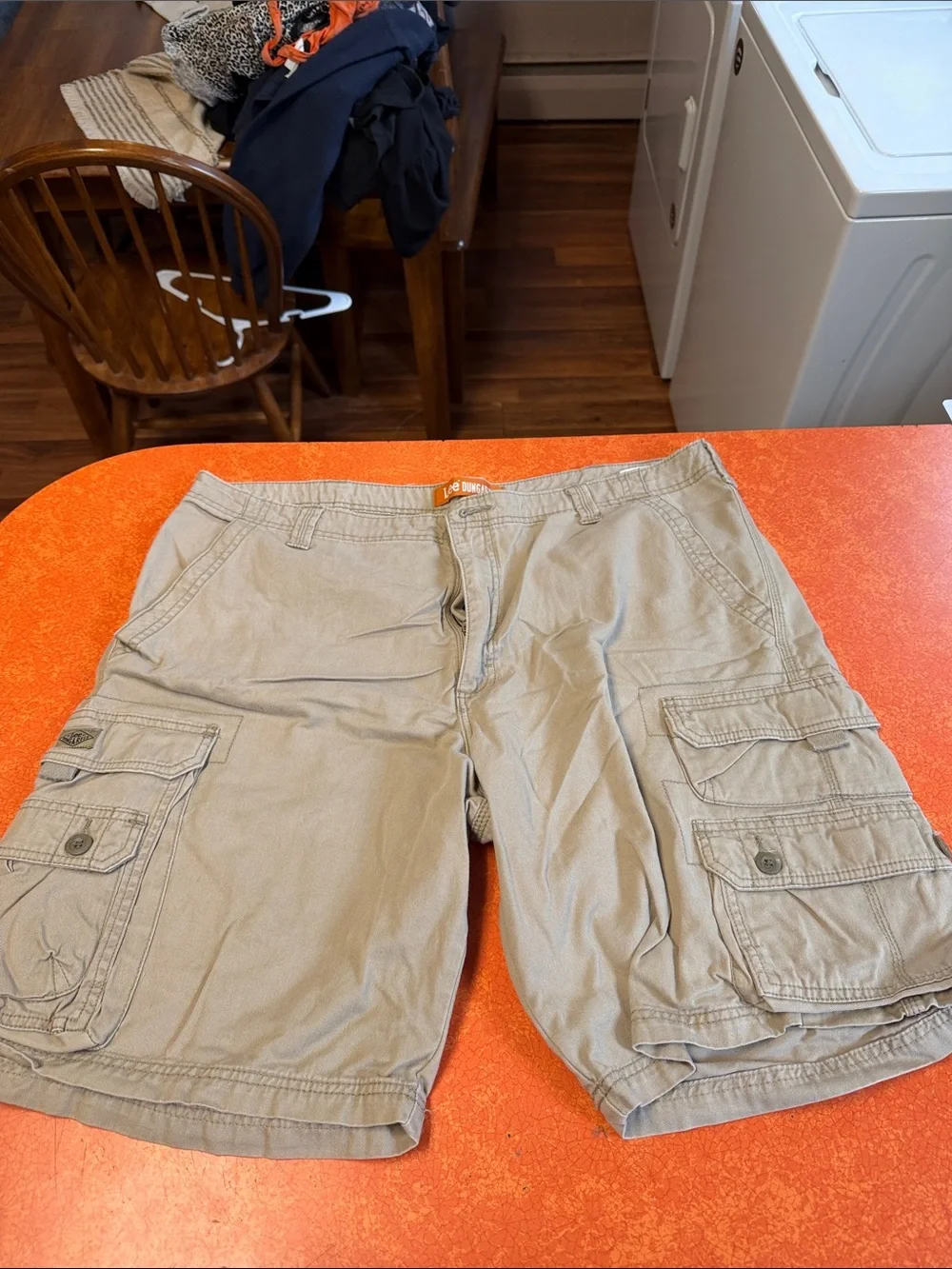 Lee Men's Cargo Shorts in Khaki